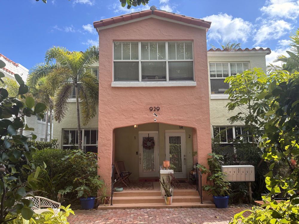 929 Meridian  main photo